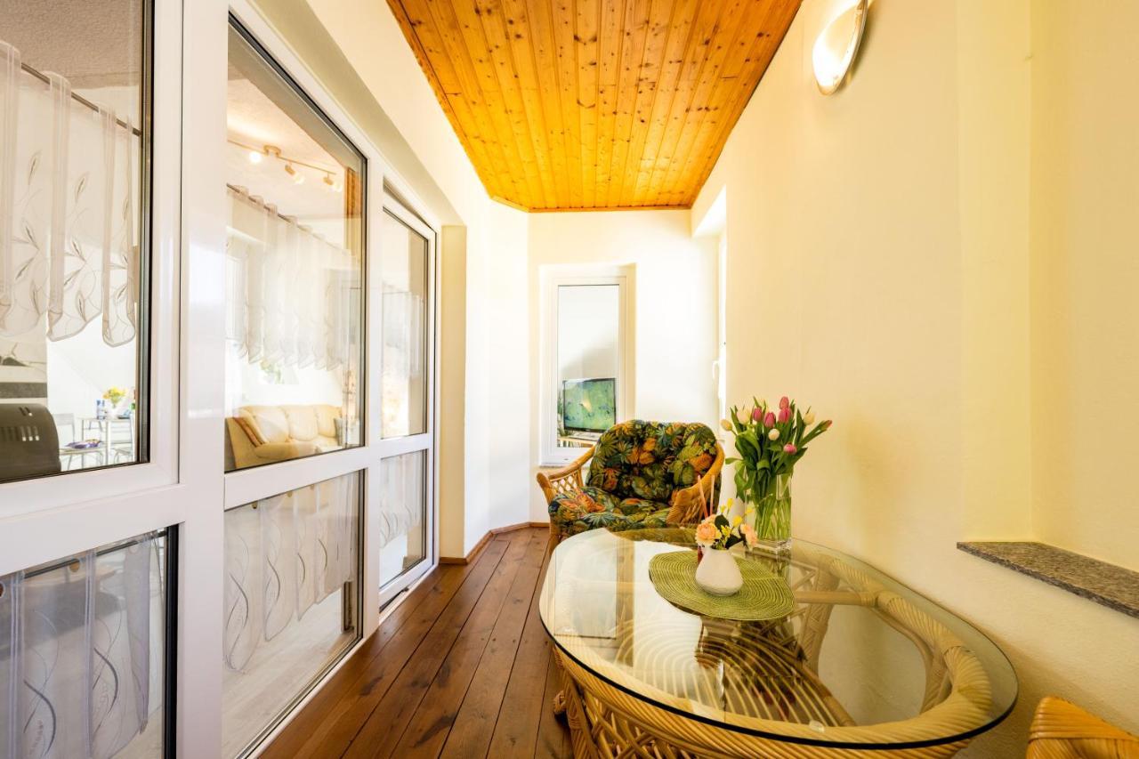 Waldblickwohnung Mit Schoener Terrasse Und Kamin Sebnitz Bagian luar foto
