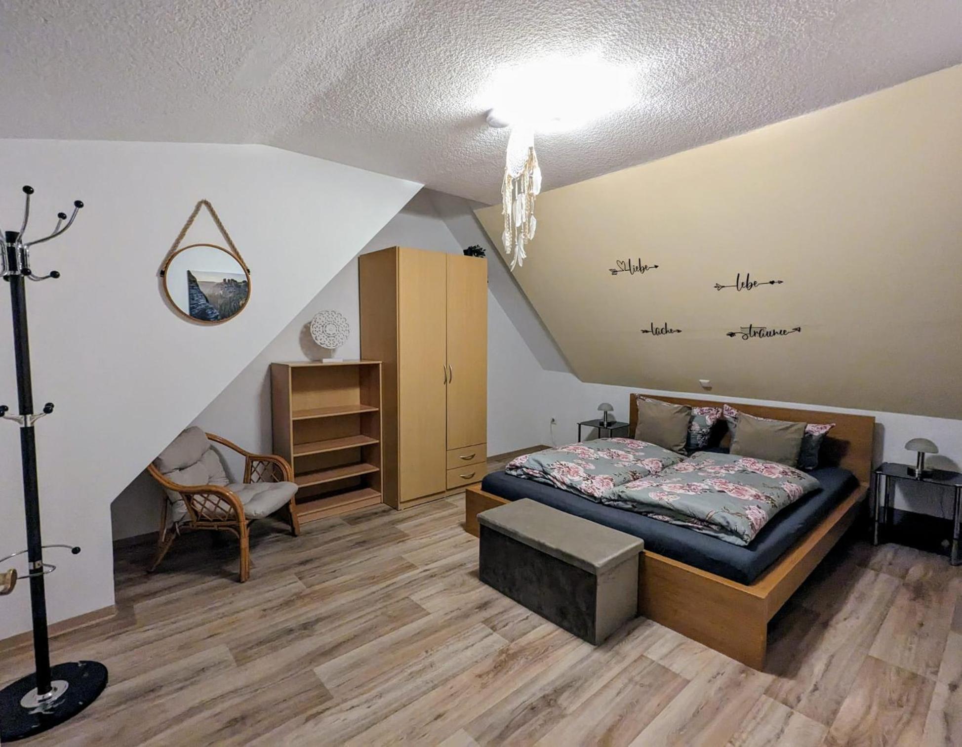 Waldblickwohnung Mit Schoener Terrasse Und Kamin Sebnitz Bagian luar foto