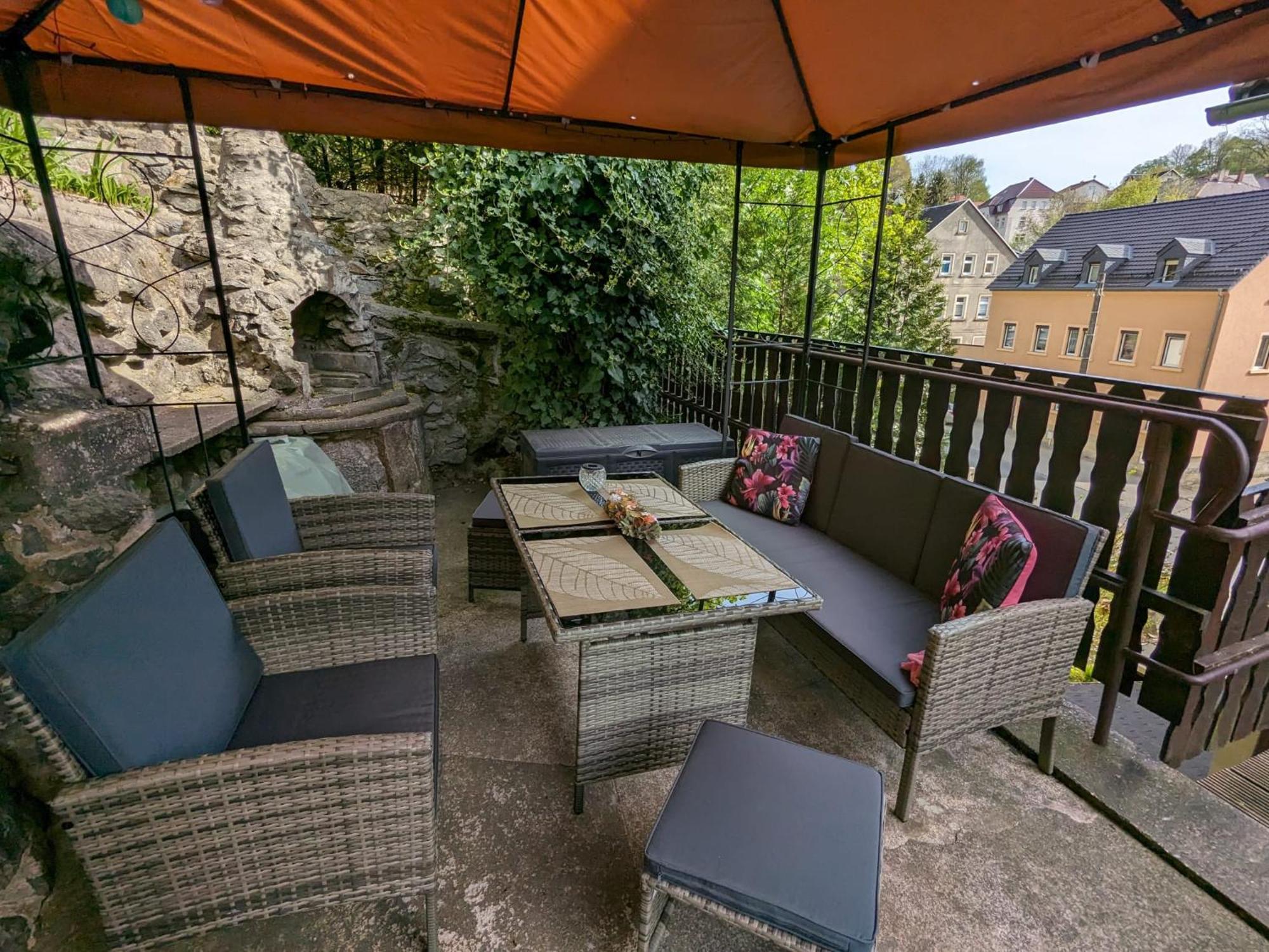 Waldblickwohnung Mit Schoener Terrasse Und Kamin Sebnitz Bagian luar foto